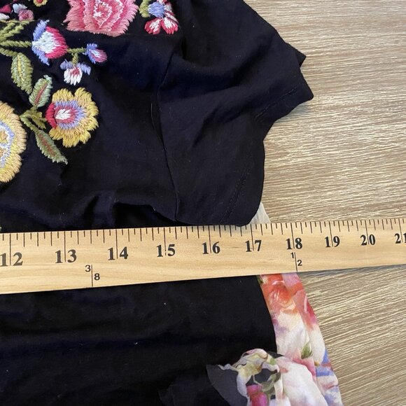 Caite Dress Women's Black Sz M Embroidered Floral Short Sleeves Boho Bloomcore - Picture 9 of 10